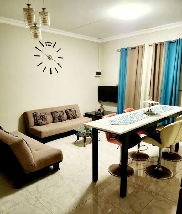 Kot Nu - Beach Themed Apartment - 3 Mins Walk From The Sea Flic-en-Flacq Kültér fotó