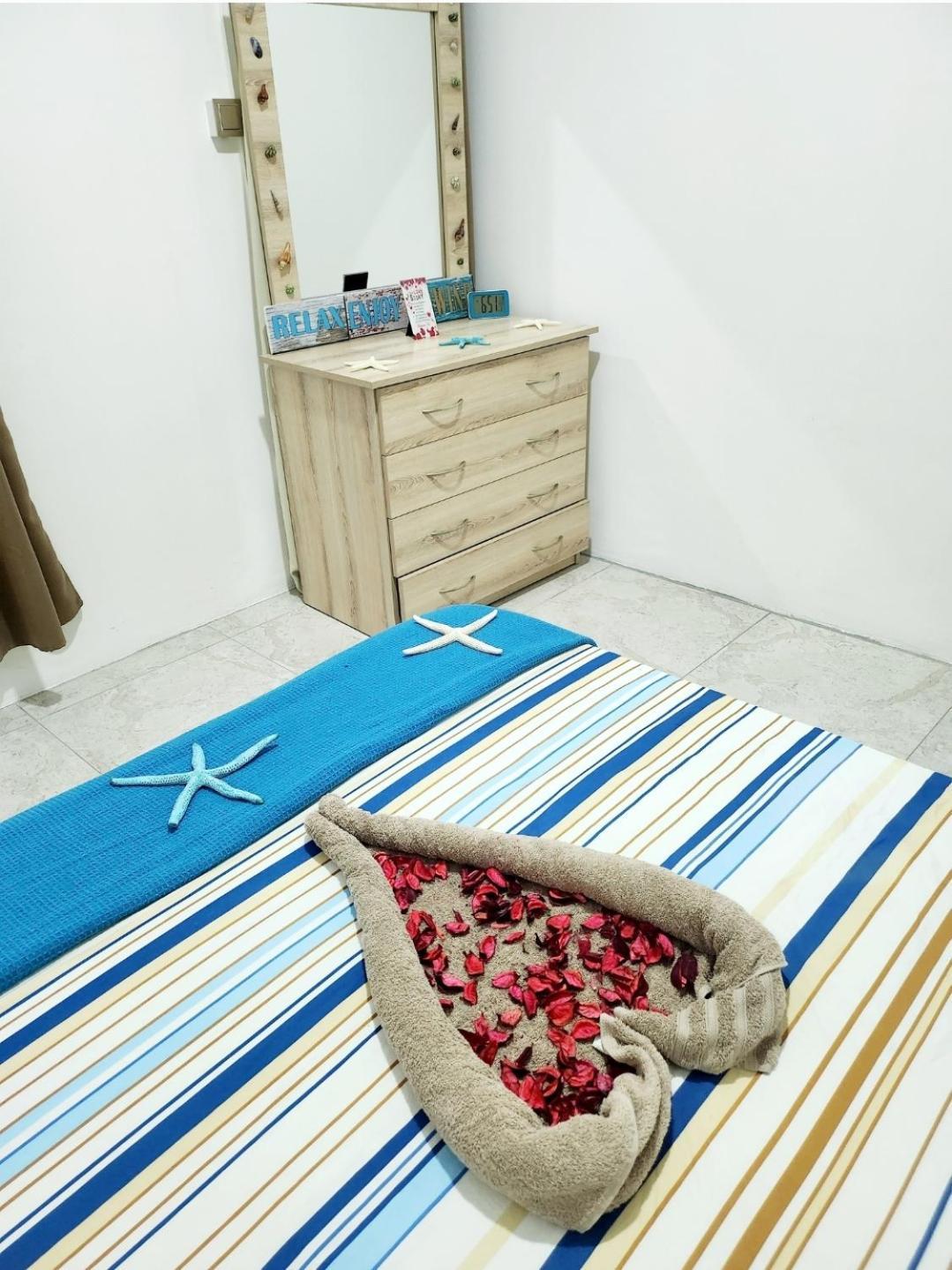 Kot Nu - Beach Themed Apartment - 3 Mins Walk From The Sea Flic-en-Flacq Kültér fotó